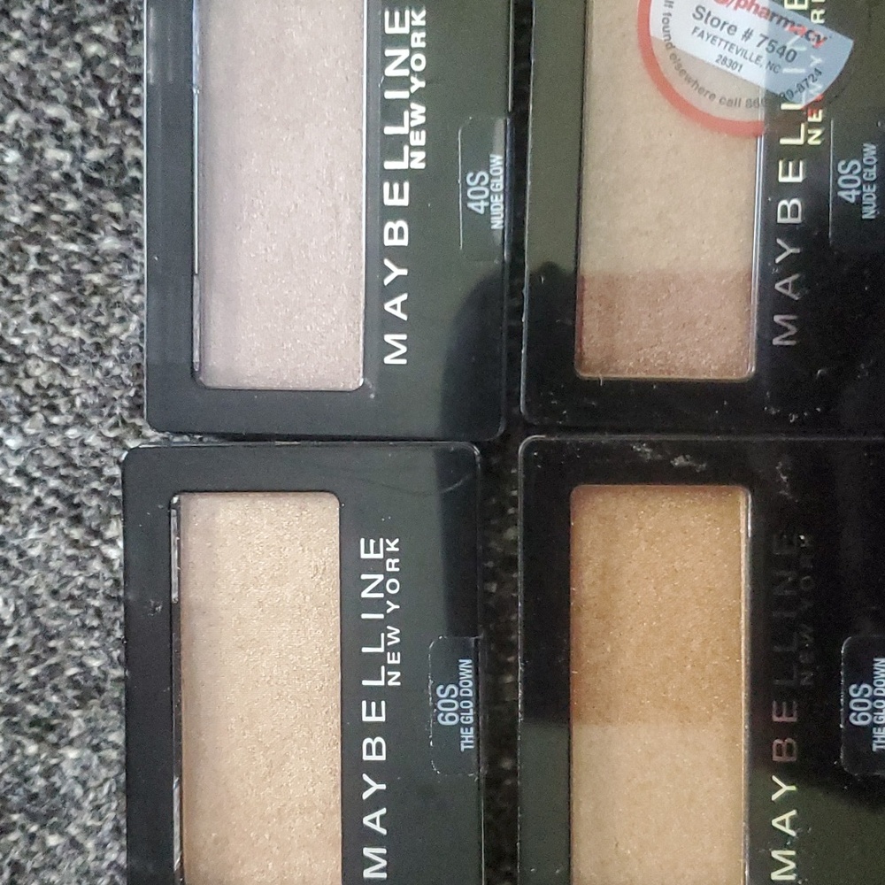 16 Maybelline New York shades - Picture 2 of 4